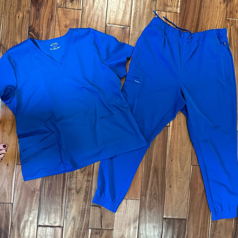 WOMENS LUX UNFORM SCRUB SET